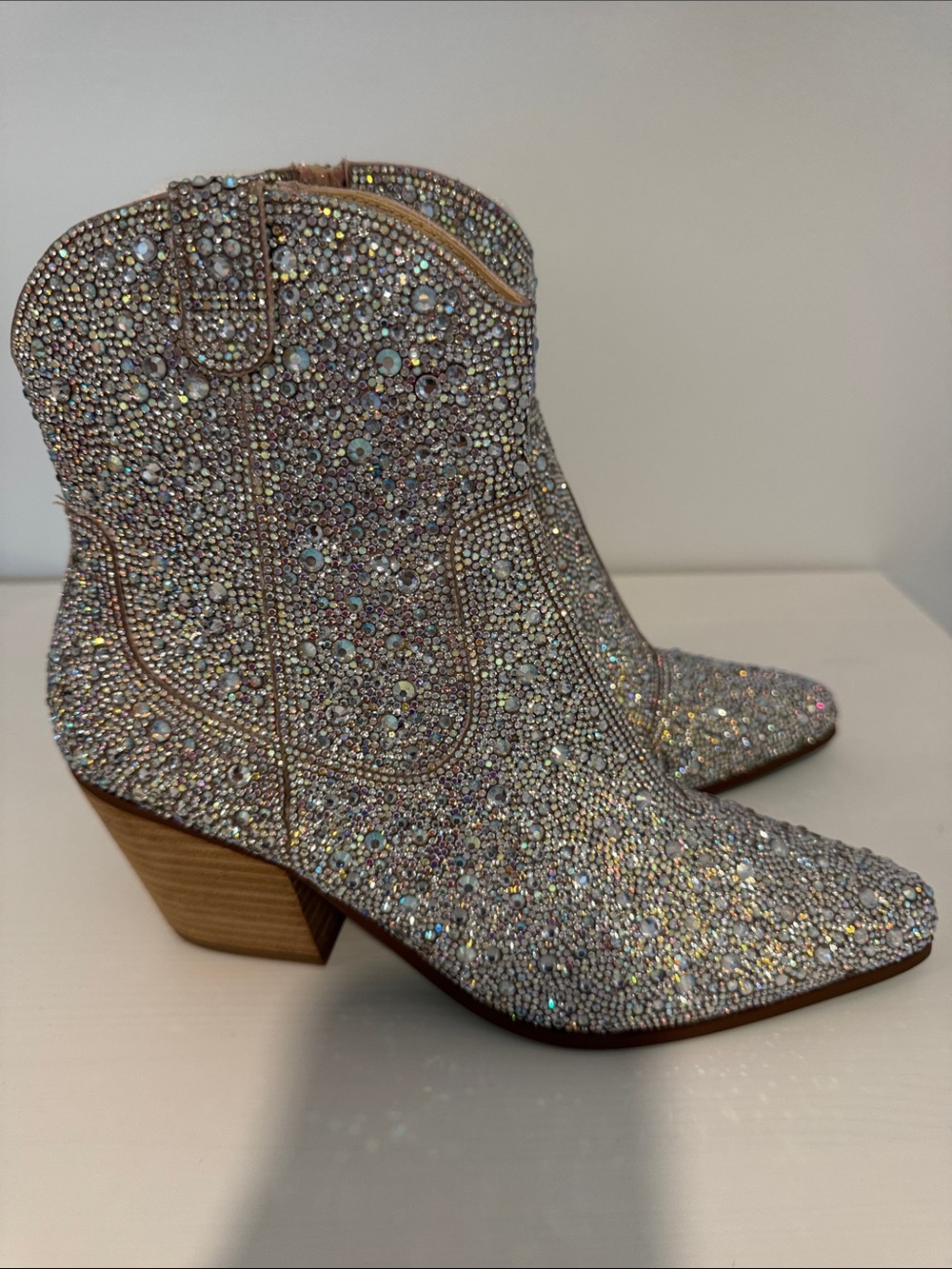 NIB Betsey Johnson Emory Rhinestone Silver Ankle Western Boots Size 8 - Picture 6 of 14